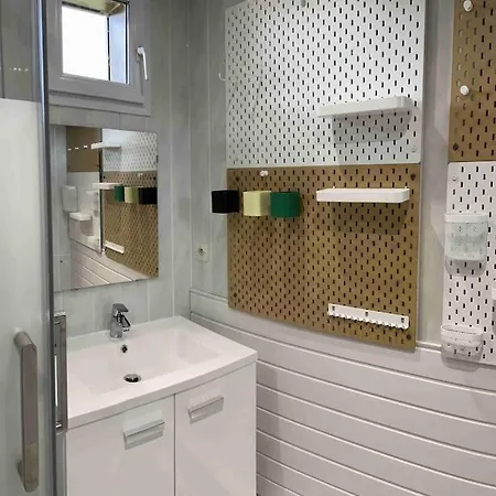 Holiday home Maison Des Tourterelles Marais-Vernier