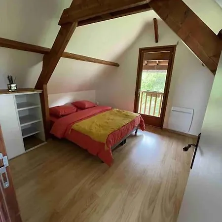 Holiday home Maison Des Tourterelles